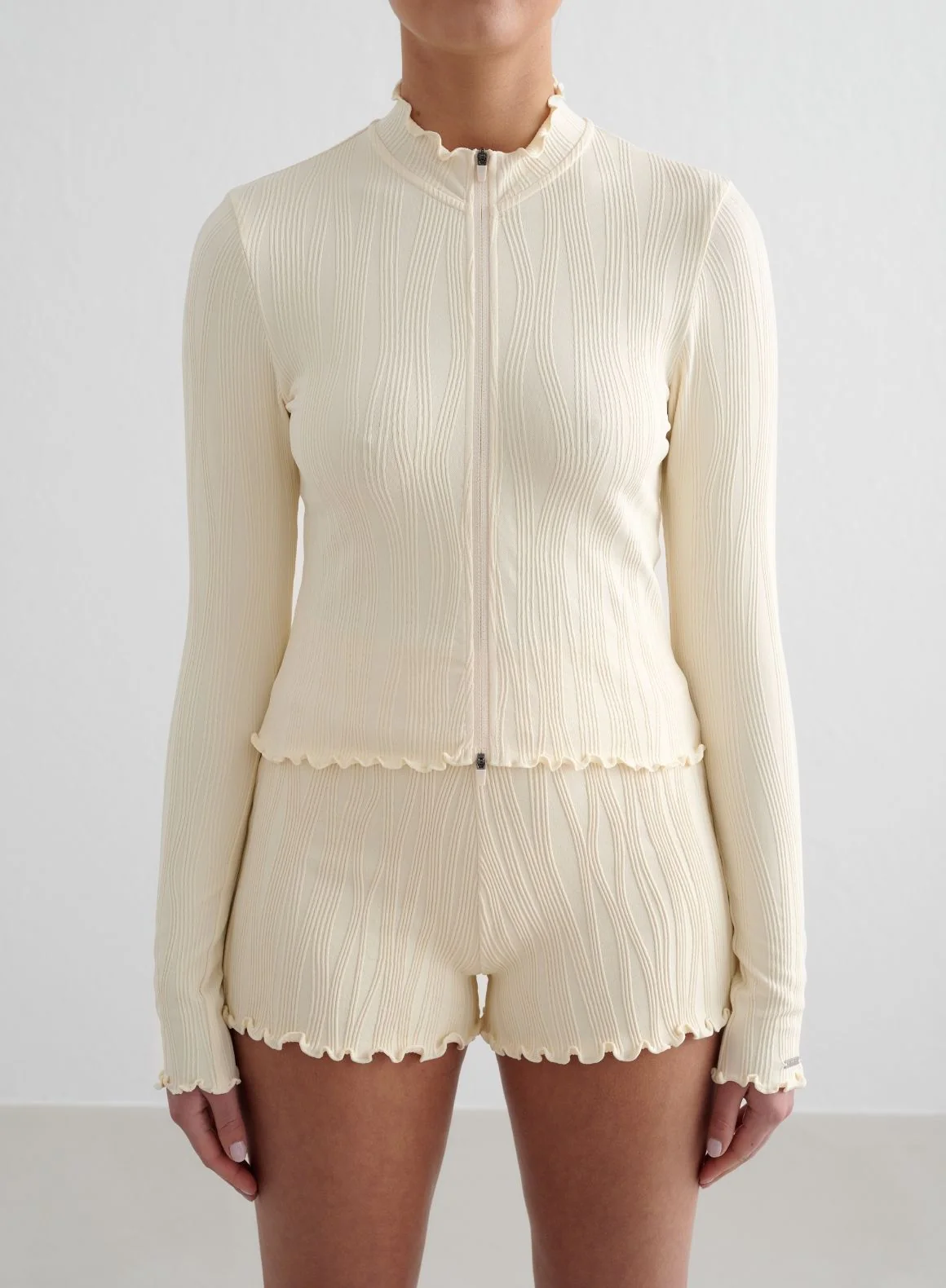 Almond White Tulip Shorts - Image 5