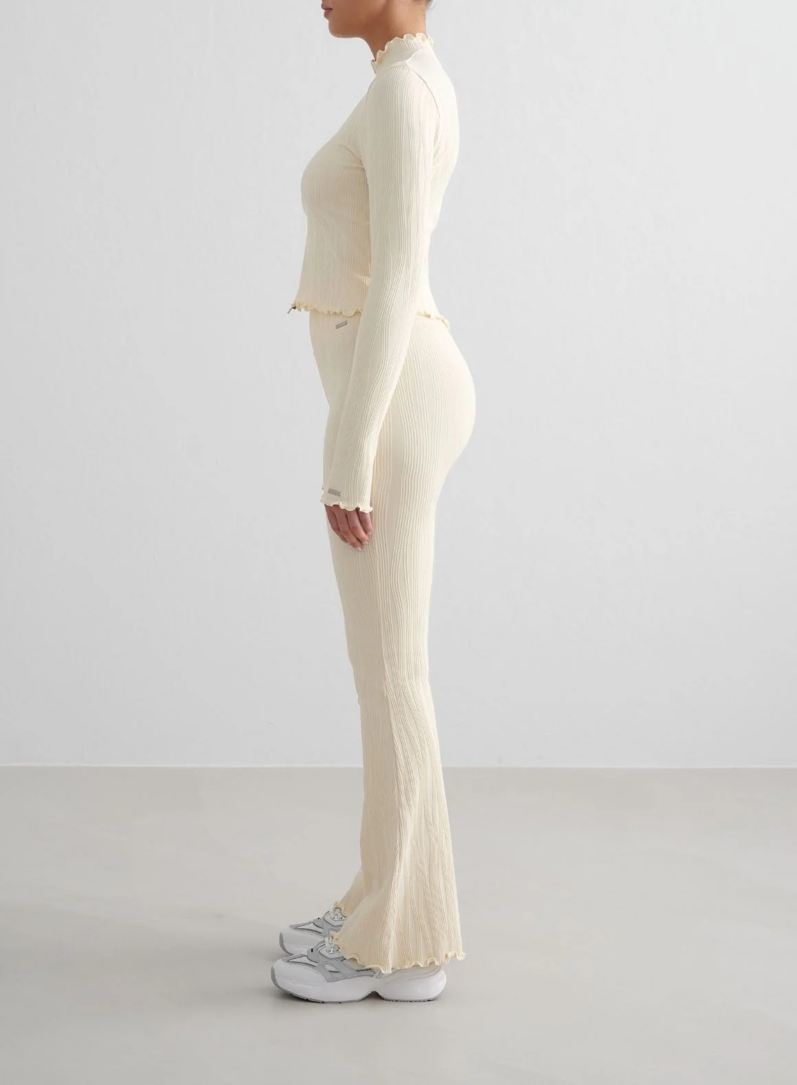 Almond White Tulip Zip Jacket - Image 5