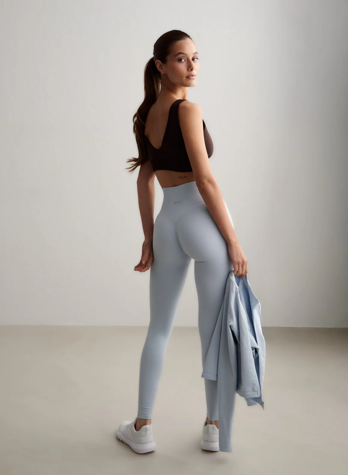 Aura Shape Seamless Tights - Image 2