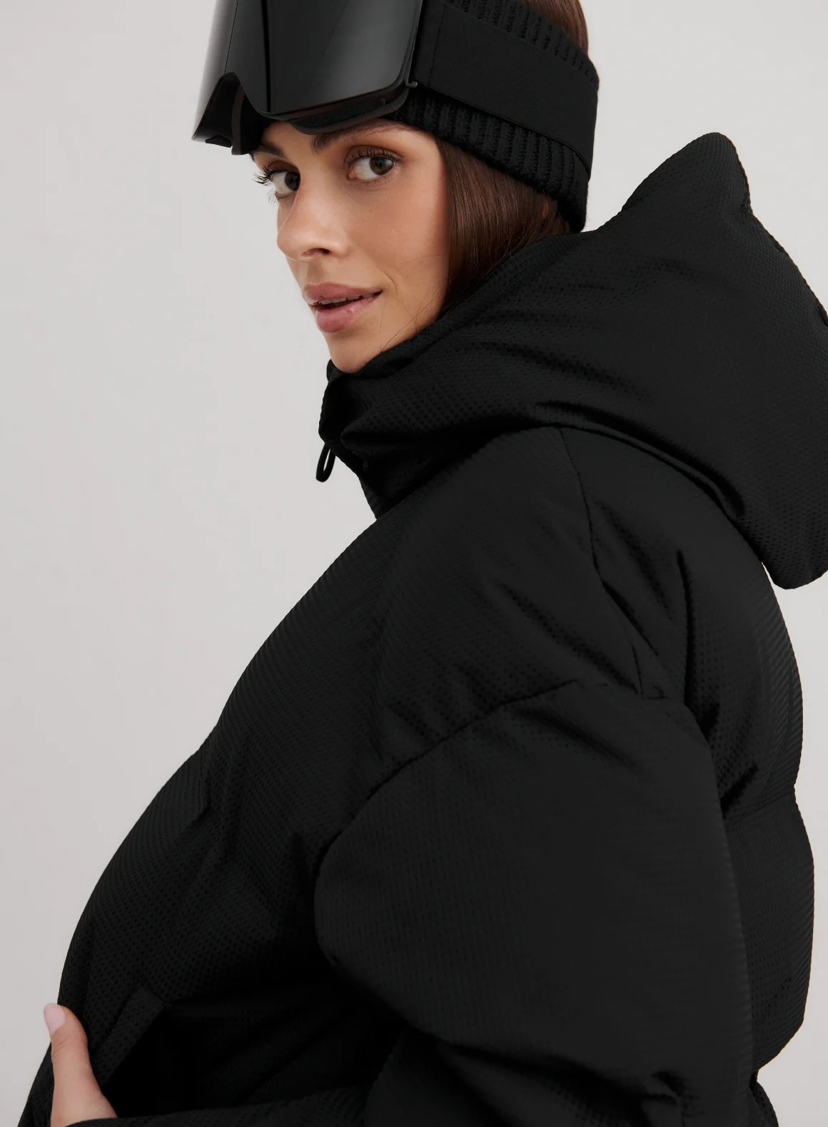 Black Cortina Puffer Jacket - Image 4