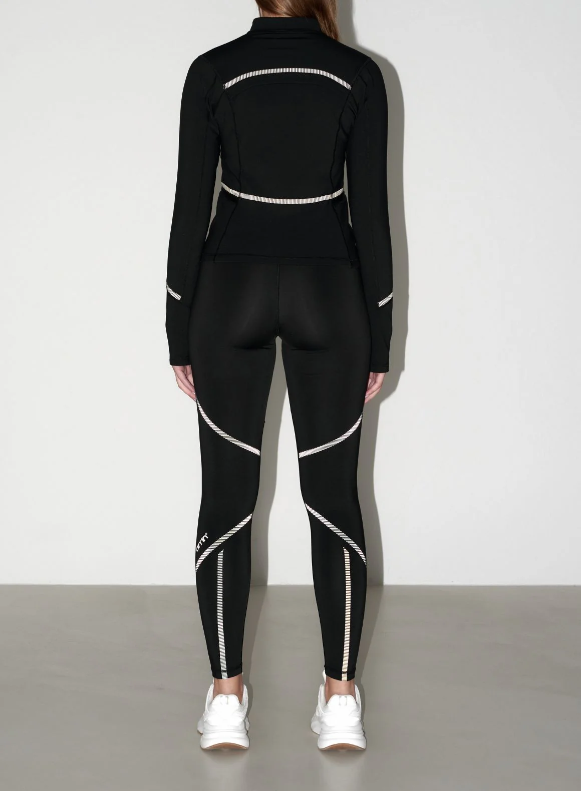 Black Reflective Warming Tights - Image 2