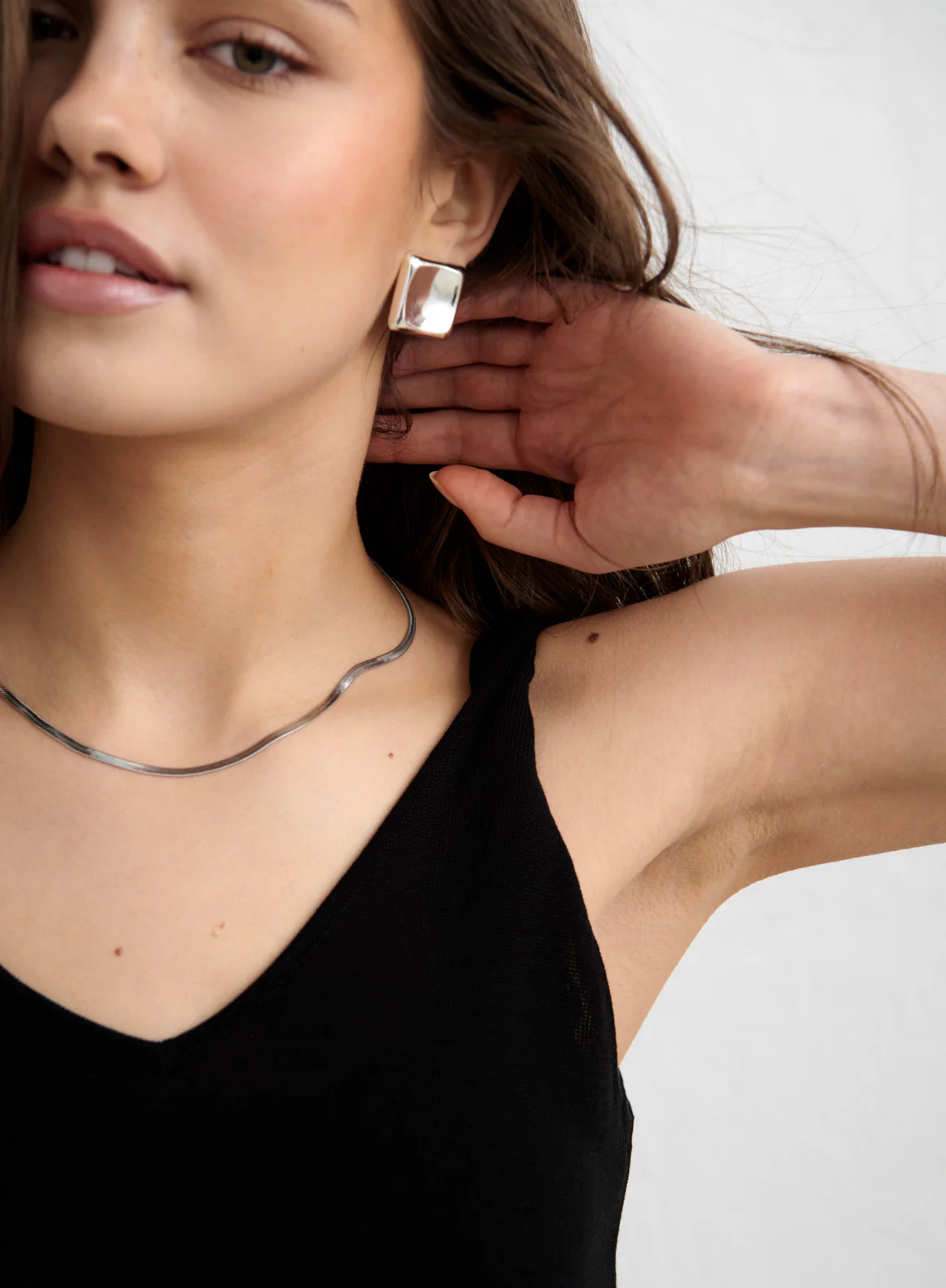 Black Silk Knit Singlet - Image 7