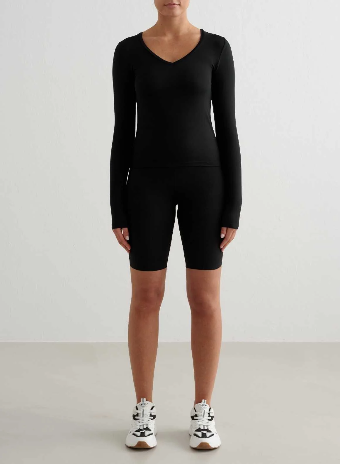 Black Soft Basic V-neck Long Sleeve - Image 3