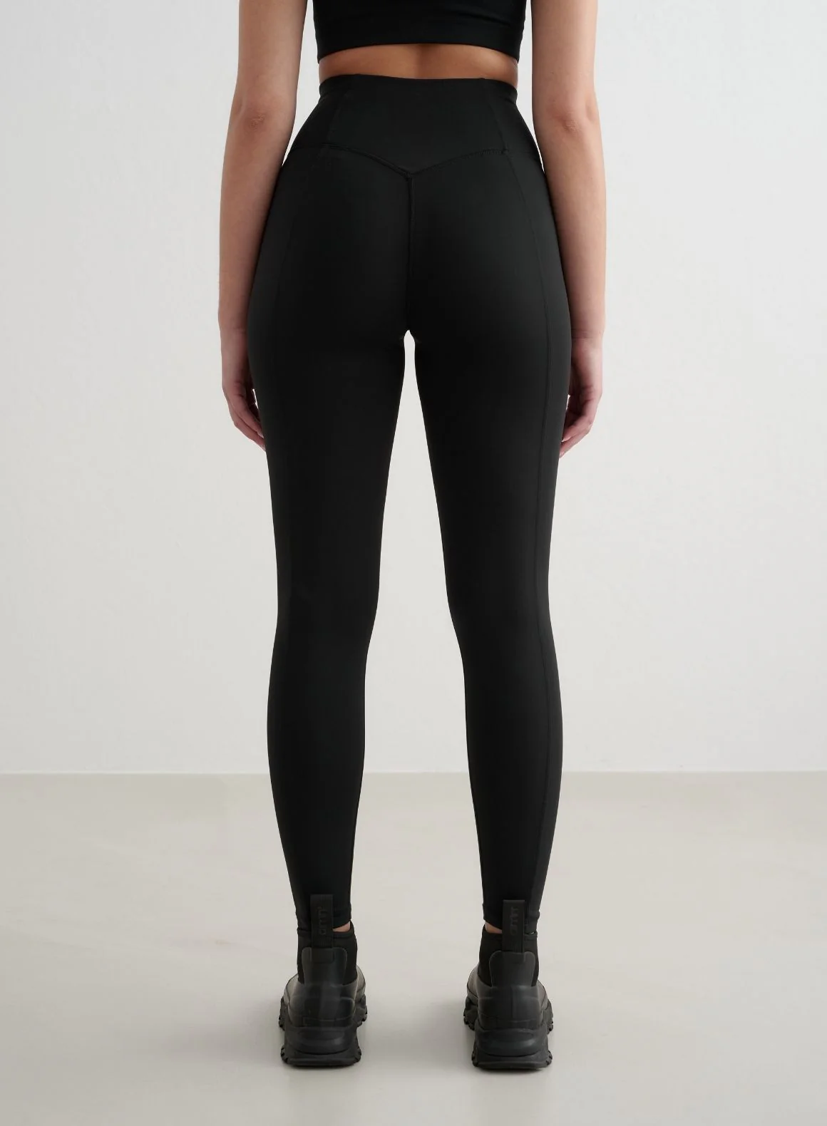 Black Warming Pintuck Tights - Image 8
