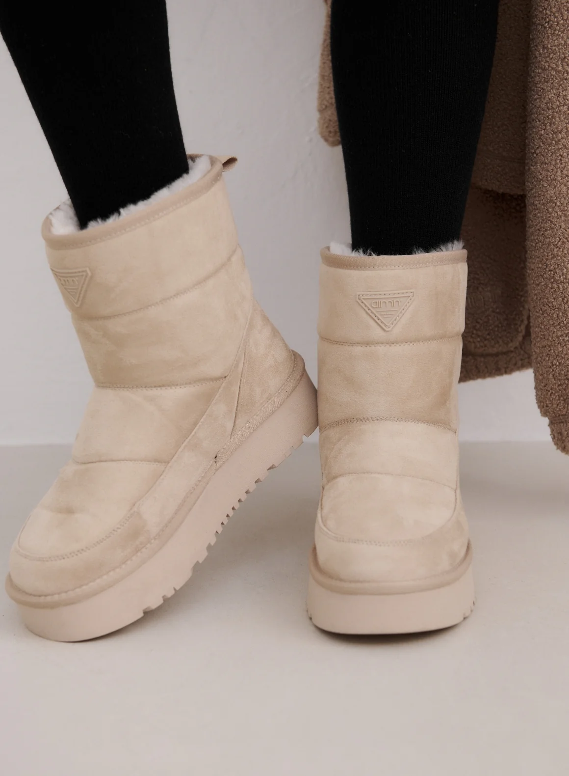 Café Au Lait Wool Winter Boot - Image 4