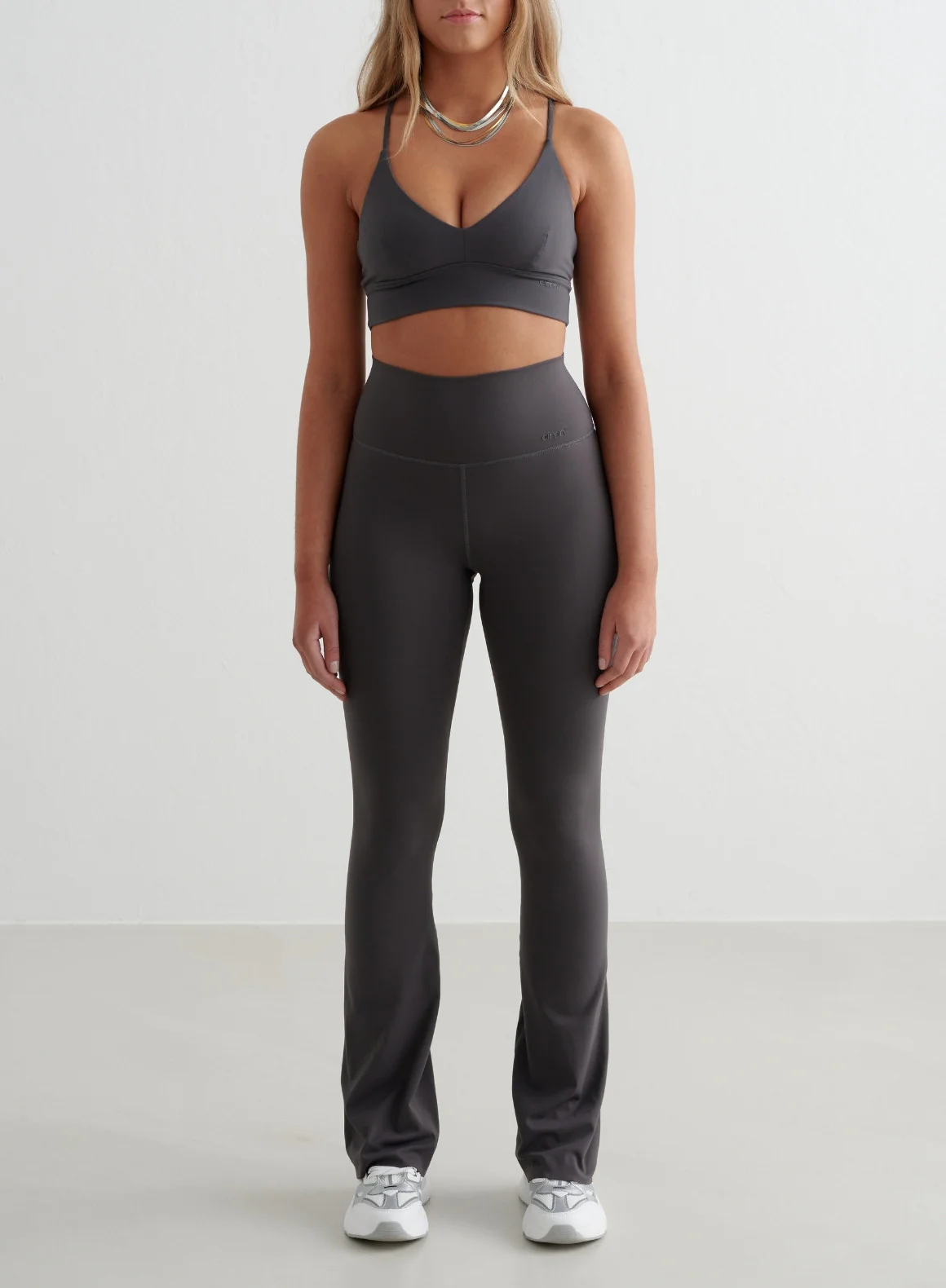 Shadow Grey Sense Strap Bra - Image 4