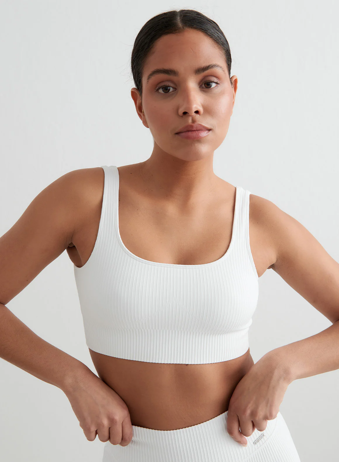 White Ribbed Seamless Bra - Image 3
